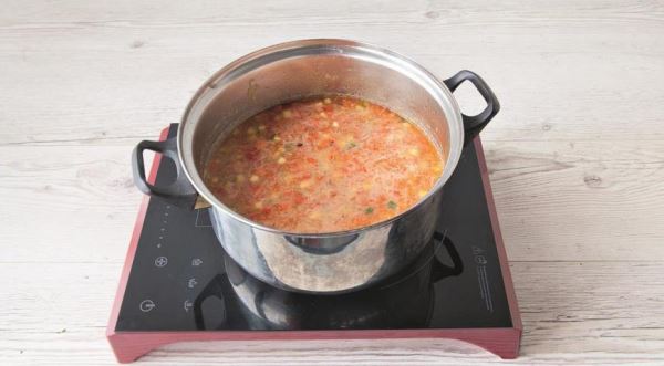 Легкий овощной суп с индейкой и перловкой