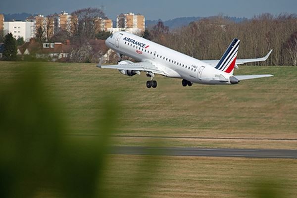 <br />
Одна из крупнейших авиакомпаний Европы приготовилась к банкротству<br />
